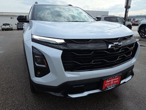 New 2026 Chevrolet Equinox RS w/ Safety and Technology Package FWD image 11