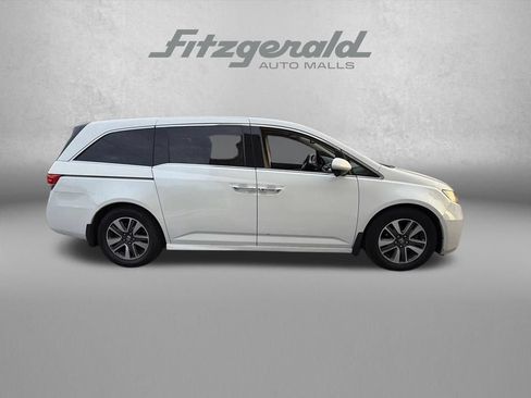 Used 2014 Honda Odyssey Touring Elite image 6