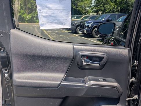 Used 2019 Toyota Tacoma TRD Pro AWD/4WD image 14