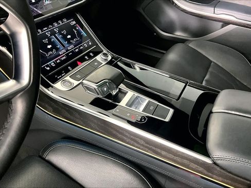 Used 2021 Audi A8 L 4.0T w/ Executive Plus Package AWD/4WD image 16