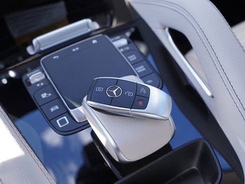 New 2026 Mercedes-Benz GLE 350 4MATIC image 32