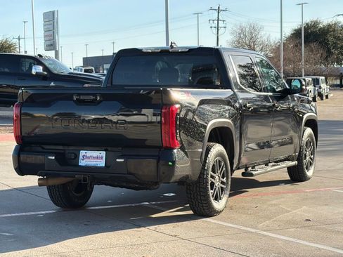 Used 2023 Toyota Tundra SR5 w/ SR5 Convenience Package AWD/4WD image 8