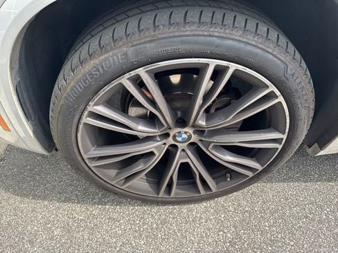 Used 2022 BMW X3 xDrive30i w/ M Sport Package image 2