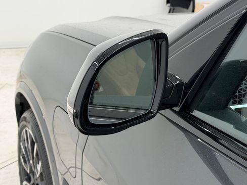 New 2026 BMW X5 xDrive50e image 22