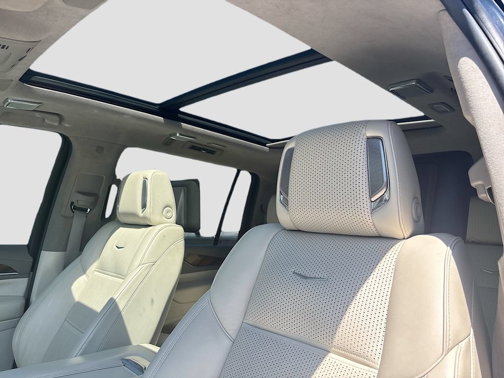 Used 2022 Cadillac Escalade ESV Sport Platinum AWD/4WD image 48