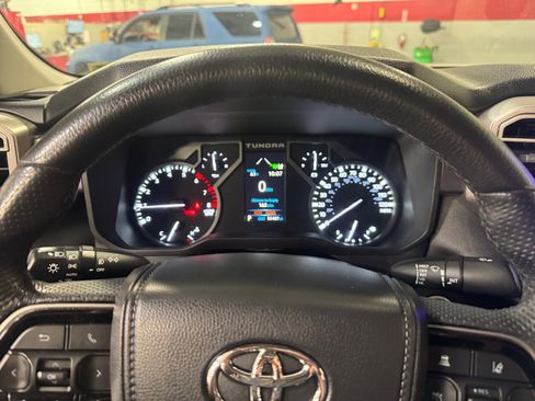 Used 2022 Toyota Tundra SR5 image 10