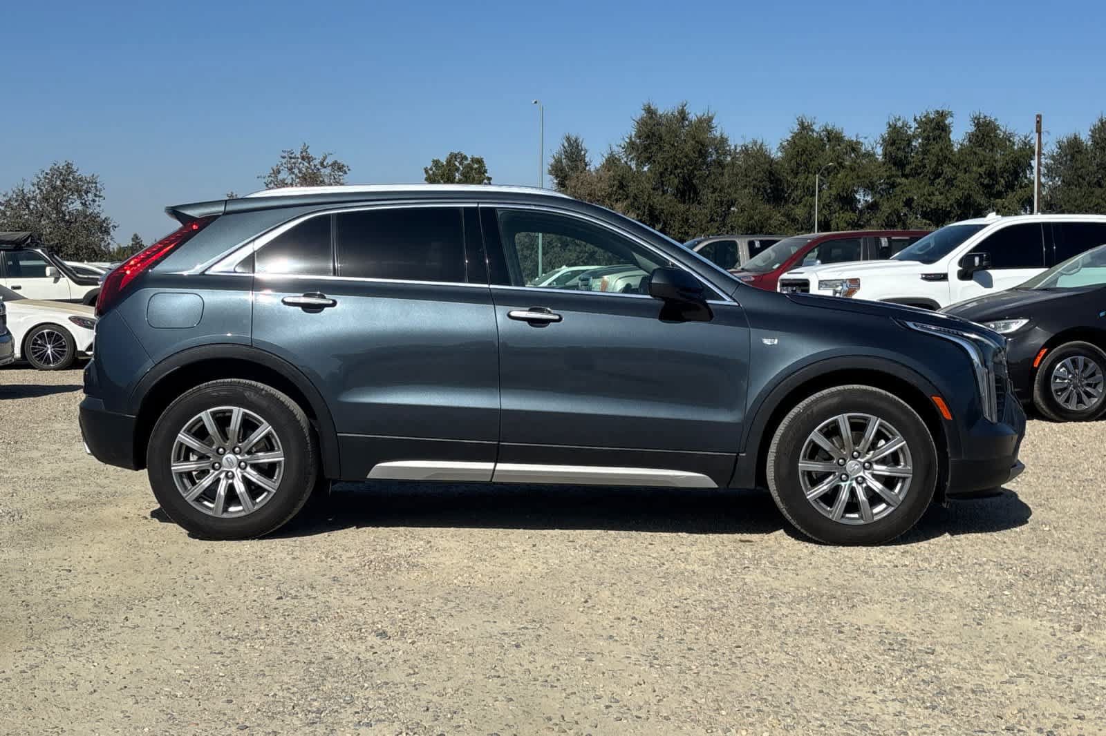 Used 2019 Cadillac XT4 Premium Luxury FWD image 8