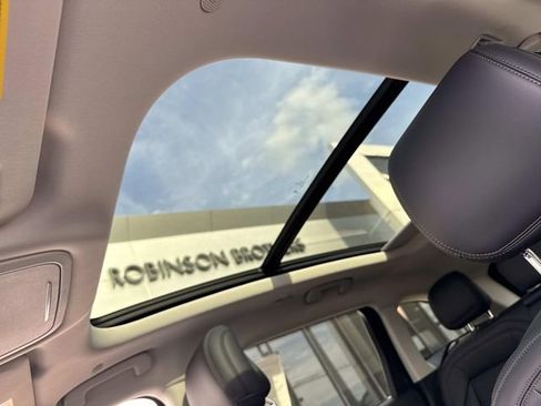 New 2026 Lincoln Nautilus Reserve image 18