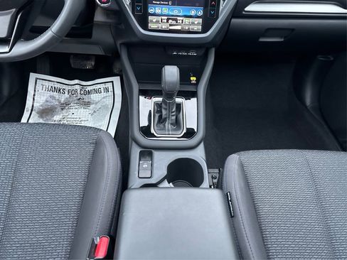 Used 2025 Subaru Forester Premium AWD/4WD image 19