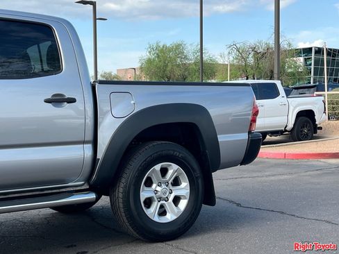 Used 2015 Toyota Tacoma PreRunner w/ Convenience Package RWD image 10