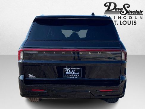 New 2026 Lincoln Navigator L Reserve image 6