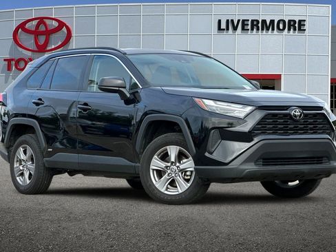 Certified 2025 Toyota RAV4 LE AWD/4WD image 2