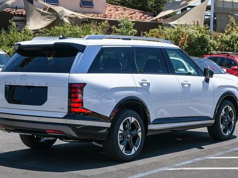 New 2026 Hyundai Palisade Limited image 4