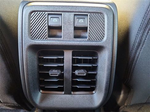 Used 2025 Ford Bronco Big Bend image 21