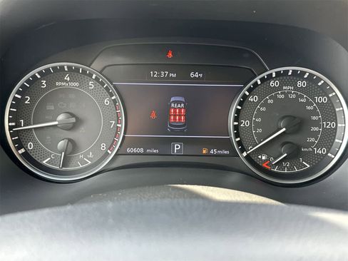 Used 2024 Nissan Armada SV image 18