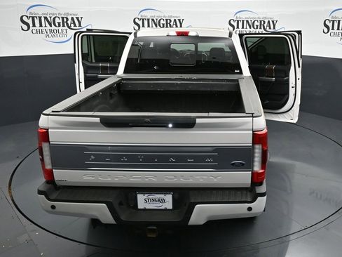 Used 2017 Ford F250 Platinum w/ Platinum Ultimate Package image 26