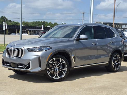 New 2026 BMW X5 sDrive40i w/ Premium Package RWD image 1