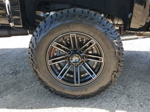 New 2026 GMC Sierra 2500 AT4 w/ Technology Package AWD/4WD image 6