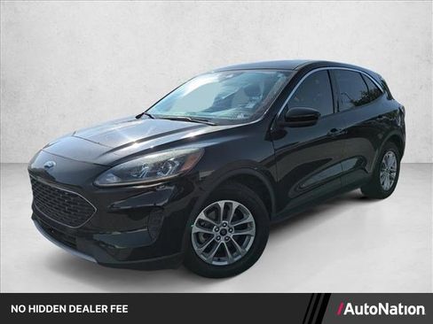 Certified 2020 Ford Escape SE FWD image 1