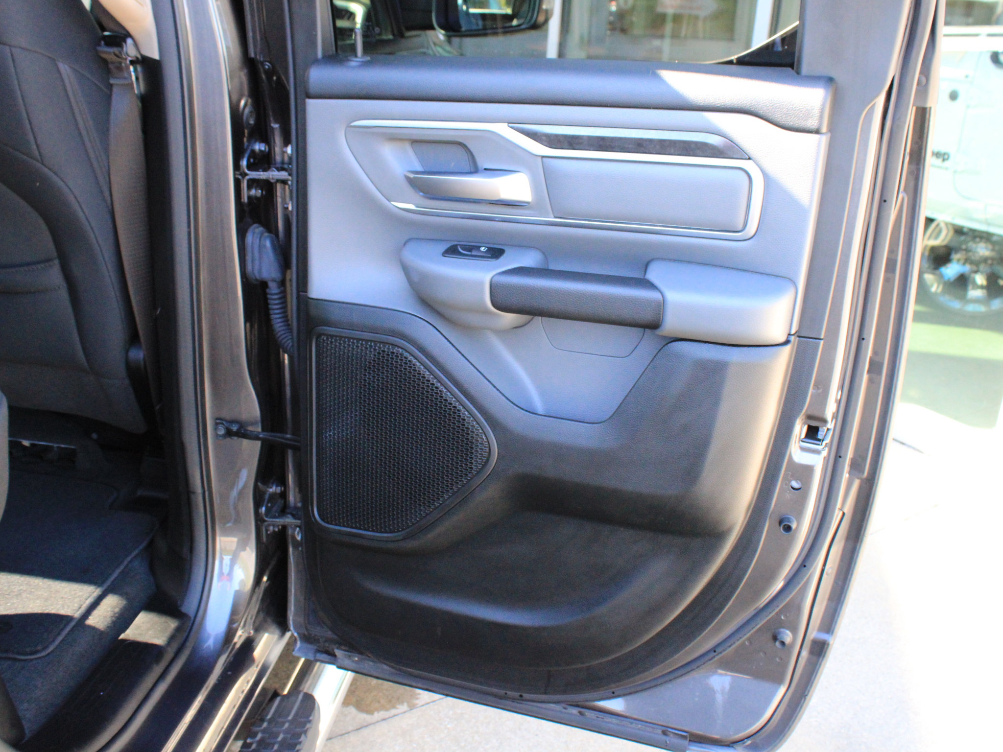 Used 2020 RAM 1500 Big Horn AWD/4WD image 25