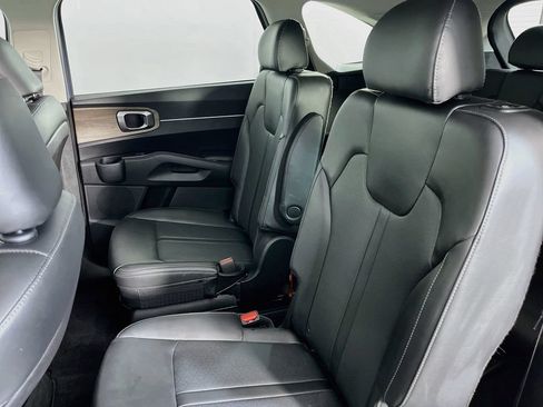 Used 2022 Kia Sorento EX FWD image 29