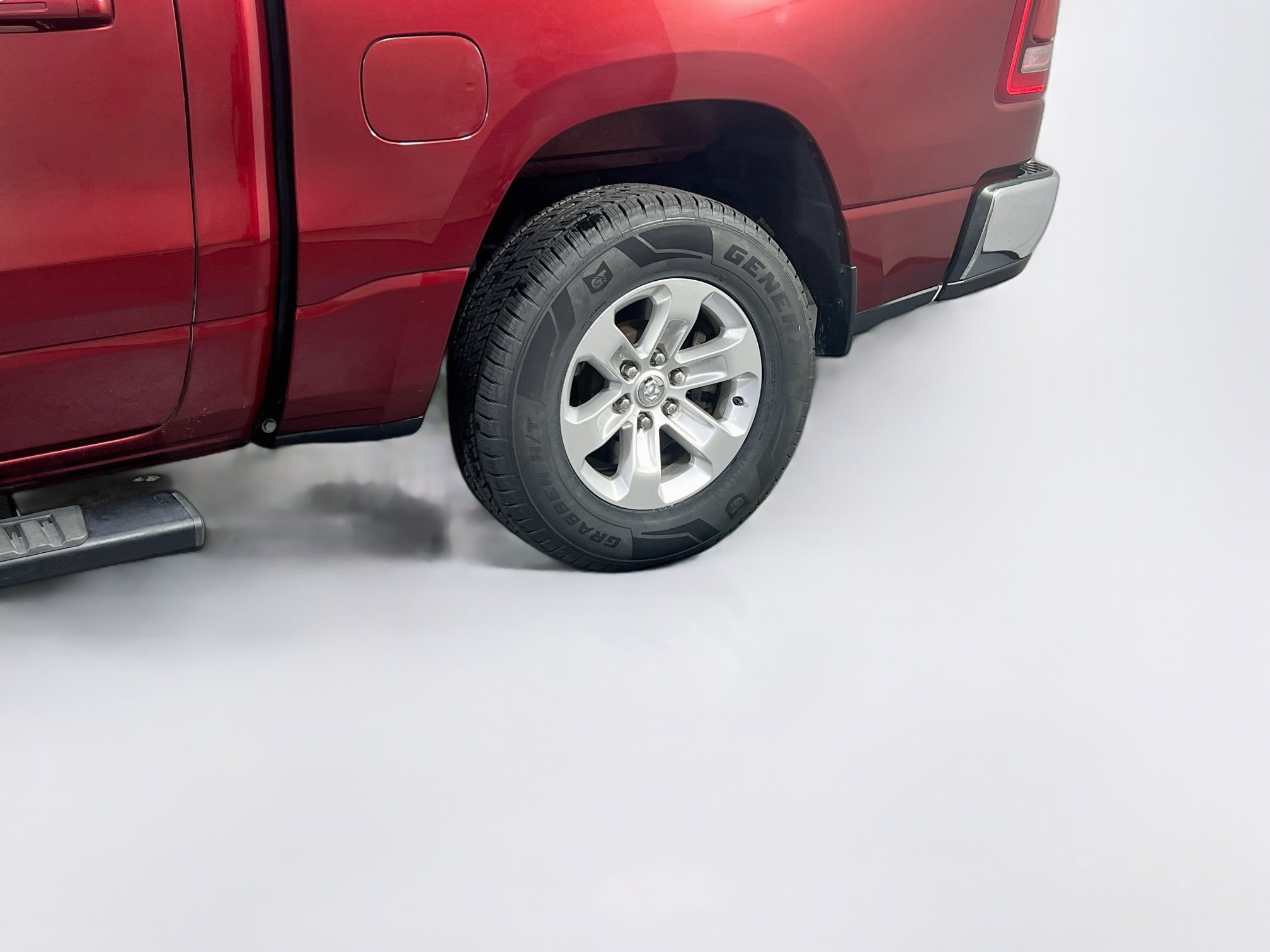 Used 2023 RAM 1500 Laramie AWD/4WD image 30