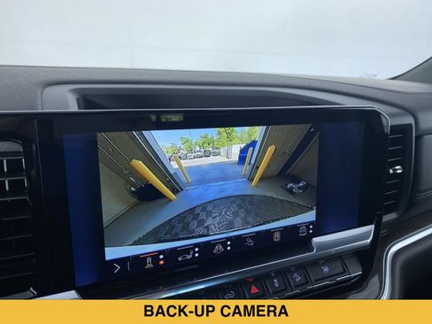Certified 2025 Chevrolet Silverado 1500 LTZ AWD/4WD image 7