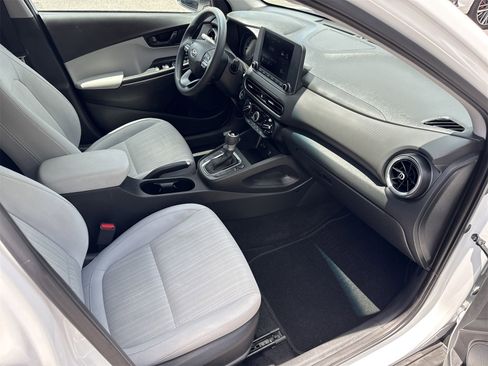 Used 2023 Hyundai Kona SEL image 29
