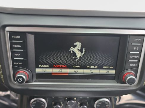 Used 2016 Ferrari California T image 20