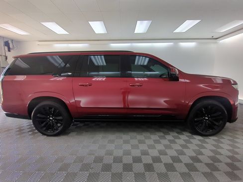 Used 2021 Cadillac Escalade ESV Sport w/ Driver Assist Tech Package AWD/4WD image 8
