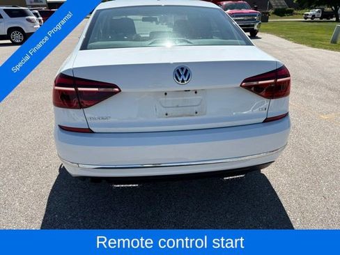 Used 2018 Volkswagen Passat 2.0T S w/ Driver Assistance Package FWD image 5