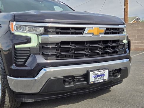 Used 2024 Chevrolet Silverado 1500 LT w/ Z71 Off-Road Package AWD/4WD image 8