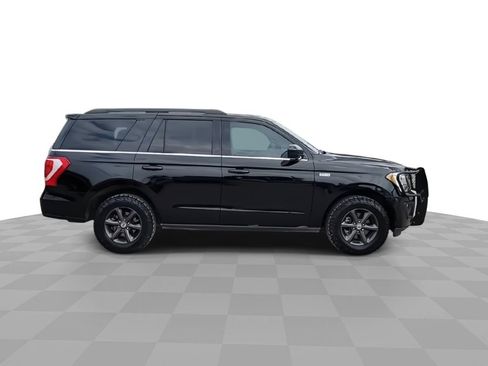 Used 2020 Ford Expedition XLT w/ FX4 Off-Road Package AWD/4WD image 9