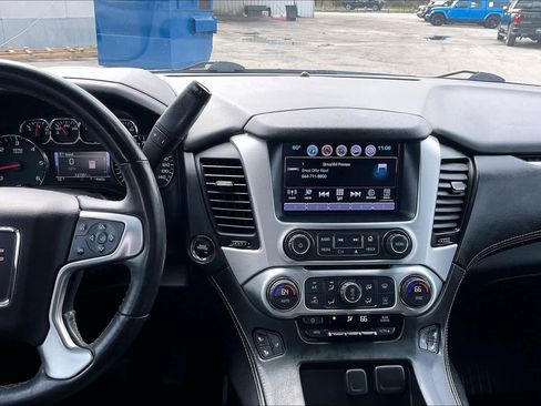 Used 2017 GMC Yukon SLT w/ Open Road Package image 6