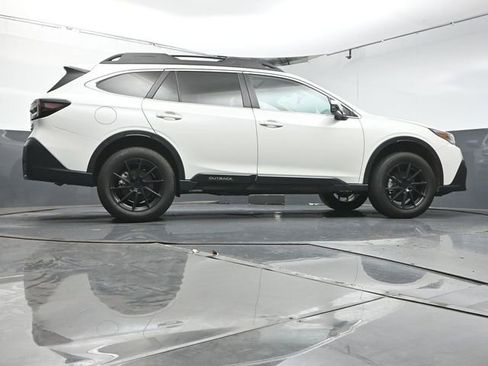 Used 2022 Subaru Outback Limited image 41