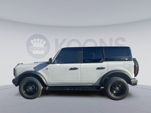 New 2026 Ford Bronco Outer Banks image 2