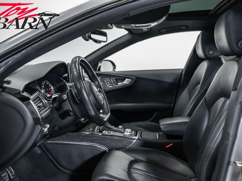 Used 2016 Audi RS 7 Prestige image 28