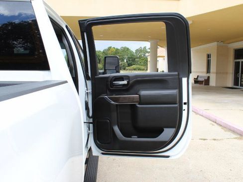 Used 2022 Chevrolet Silverado 2500 LT w/ Convenience Package AWD/4WD image 30
