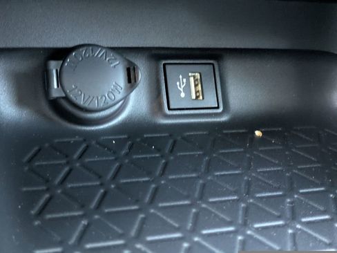 Used 2025 Toyota RAV4 LE image 19