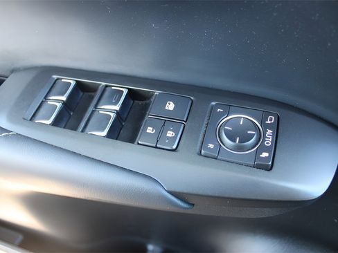 Used 2018 Lexus NX 300 FWD image 12