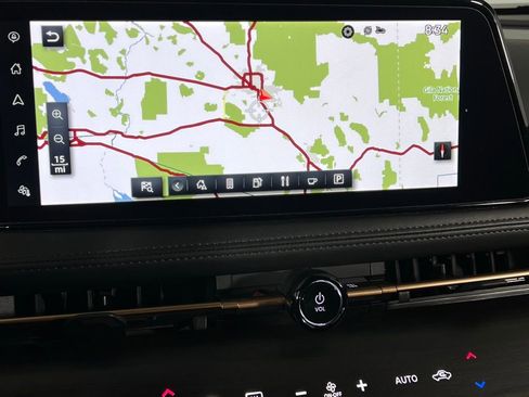 Used 2024 Nissan Ariya ENGAGE image 18