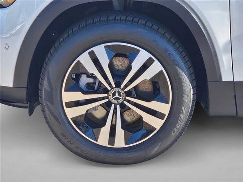 New 2026 Mercedes-Benz GLB 250 4MATIC image 17