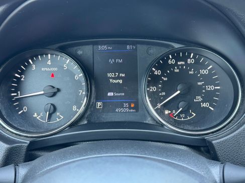 Used 2019 Nissan Rogue Sport S FWD image 31