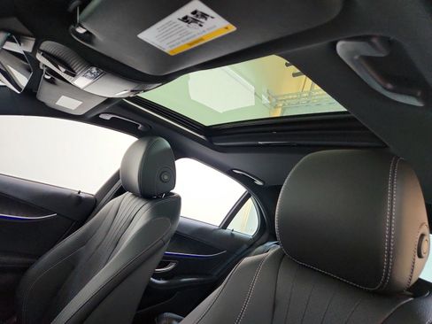 Used 2023 Mercedes-Benz E 350 Sedan image 12