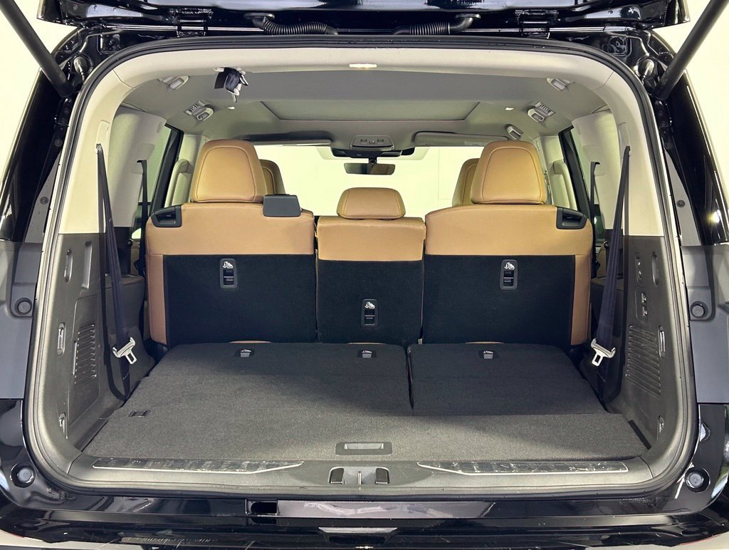 Used 2026 INFINITI QX80 Luxe w/ Cargo Package AWD/4WD image 15