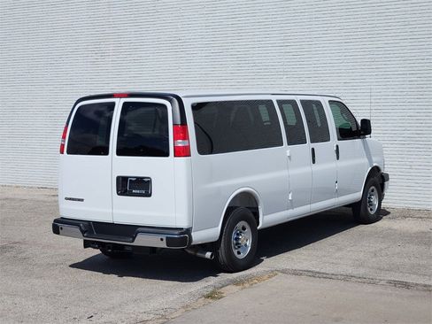 New 2025 Chevrolet Express 3500 LT w/ LT Preferred Equipment Group image 4