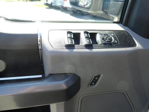 Used 2020 Ford F250 XLT w/ XLT Value Package AWD/4WD image 10