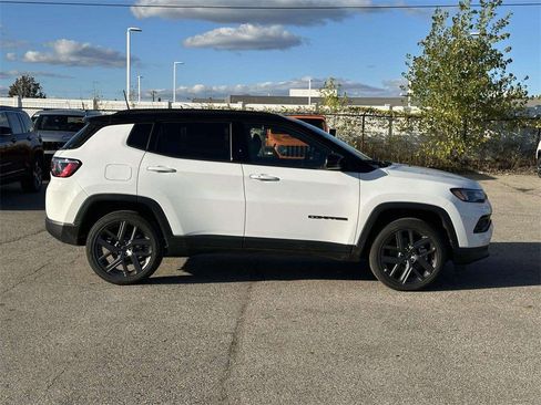 New 2026 Jeep Compass Limited image 2