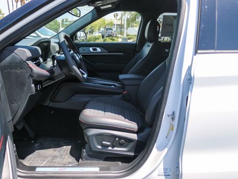 New 2026 Ford Explorer ST-Line w/ ST-Line Street Pack RWD image 23