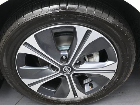 Used 2022 Nissan Leaf SL Plus image 39